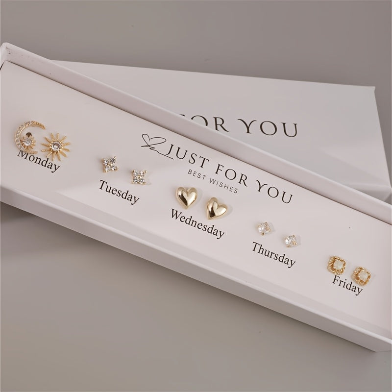Gift Box Set Featuring Synthetic Zirconia, Allowing for Casual Mix-And-Match for All Seven Days of The Week. Designed with a Star And Moon Goddess Theme, It Includes Smooth Heart Shapes And Hollow Flower Designs, Perfect for