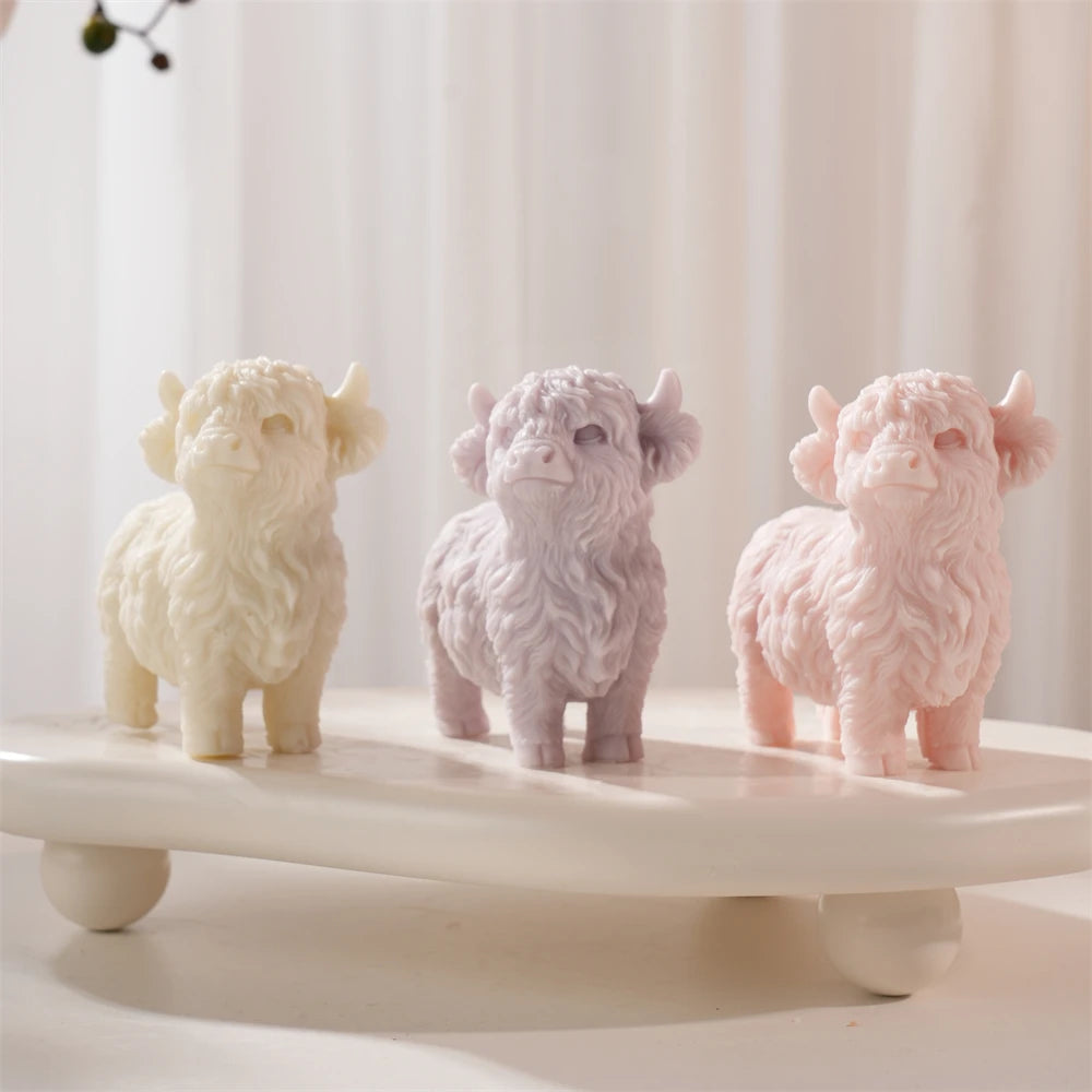 11.2CM Highland Cattle Cow Candle Mold Animal Cow Soy Wax Silicone Mould Figurine Animal Lover Home Decor