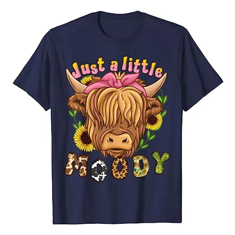 Highland Cow Scottish Highland Cow T-Shirt Cute Animal Lover Floral Print Graphic Tee Tops Women's Fashion Short Sleeve Blouses