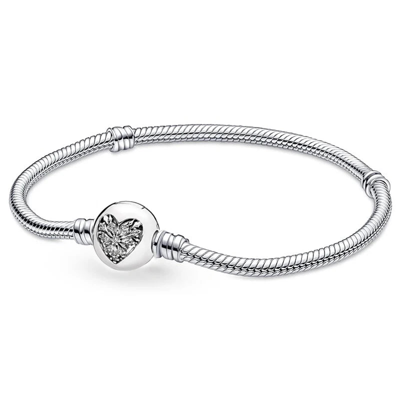 Versatile chain bracelet, women's crown, eternal knot, concentric elements, fashionable jewelry, birthday gift
