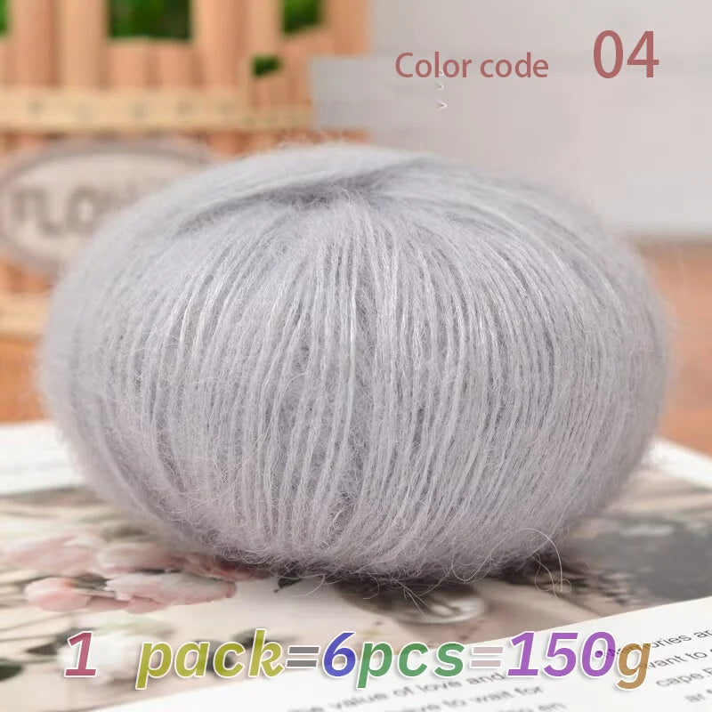 Luxury mohair blend yarn, soft merino wool blend, DIY knitting and crochet projects, containing 45% mohair, 40% merino wool, 15%