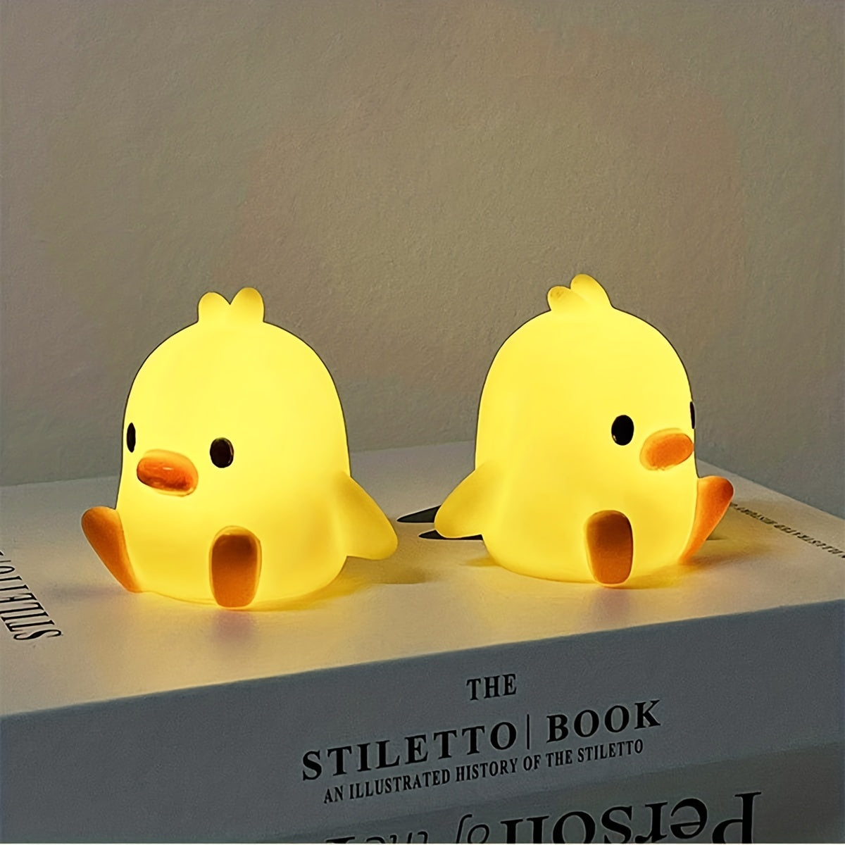 1pc Cute Mini Yellow Duck Night Light, Warm Light, For Bedroom Bedside Home Room Decor, Novelty Luminous Toy Gifts