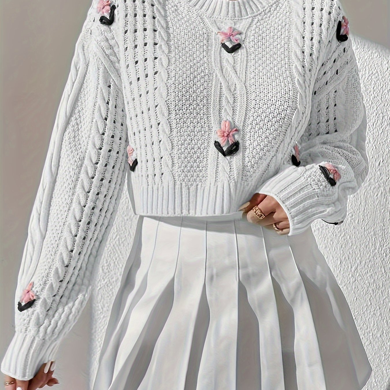 Zhonggong Hand-embroidered Retro Elegant Sweater Set With Flower Pattern