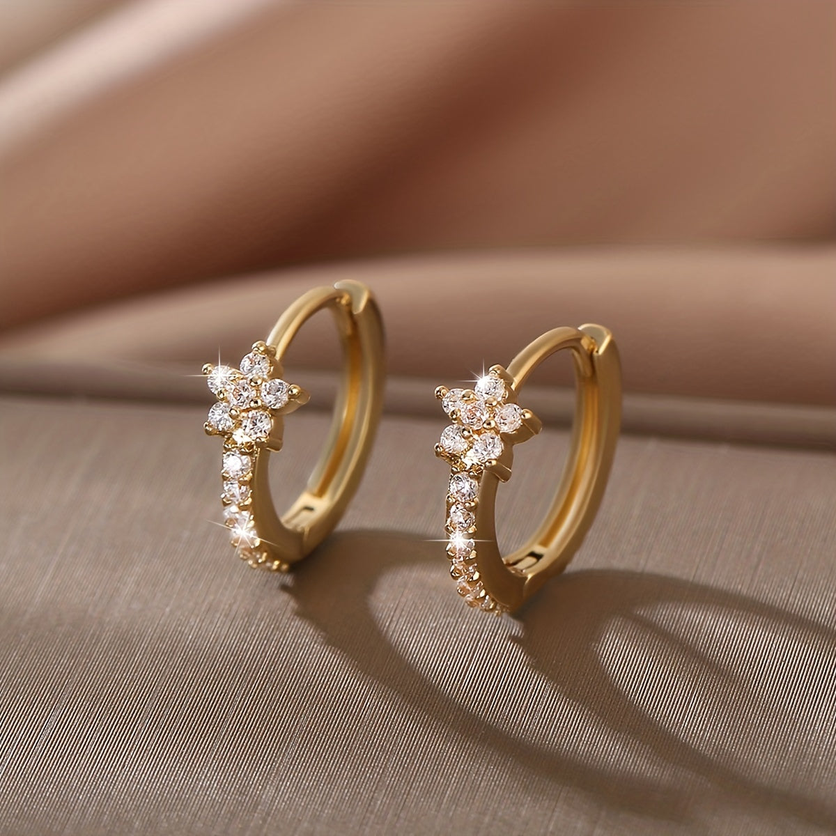Delicate Flower-Shaped Copper Hoop Earrings - Sparkling Decorative Accents, Elegant Minimalist Design, Hypoallergenic Jewelry for Sensitive Skin, Ideal Gift for Women and Girls