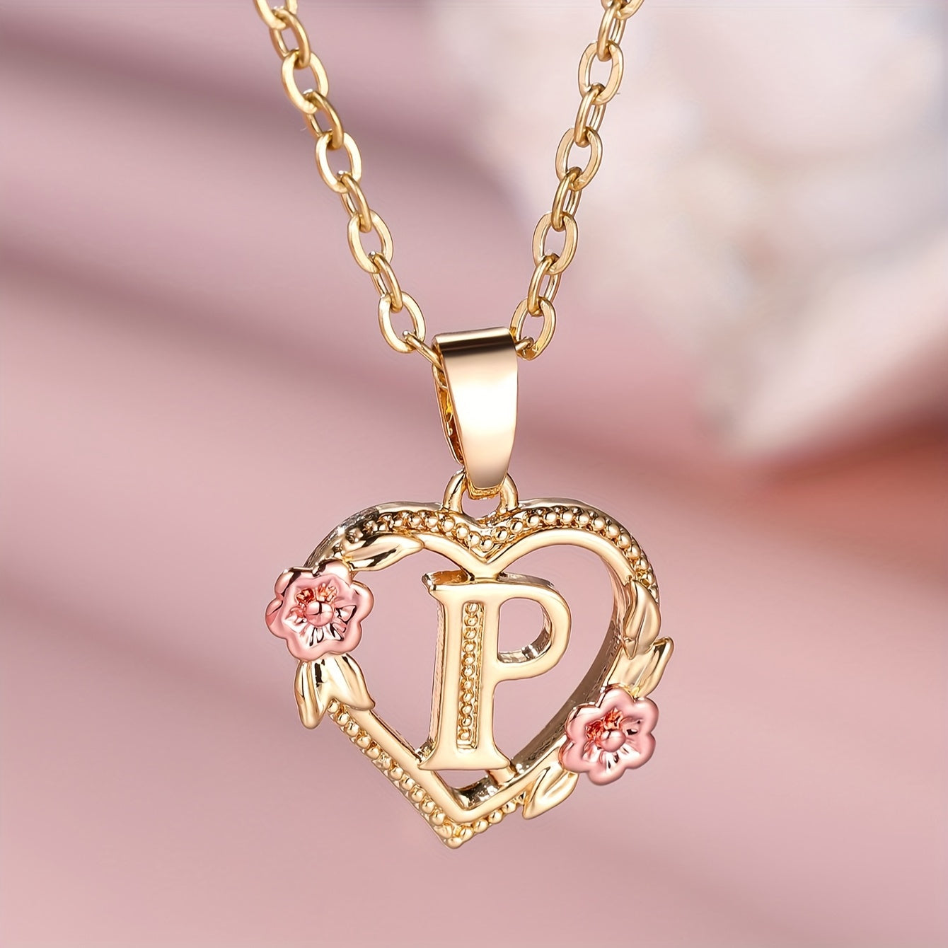 Exquisite Golden Initial Necklace Heart Carved 26 Letter A-Z And Flower Necklace For Women Daily Party Holiday Decoration Gift