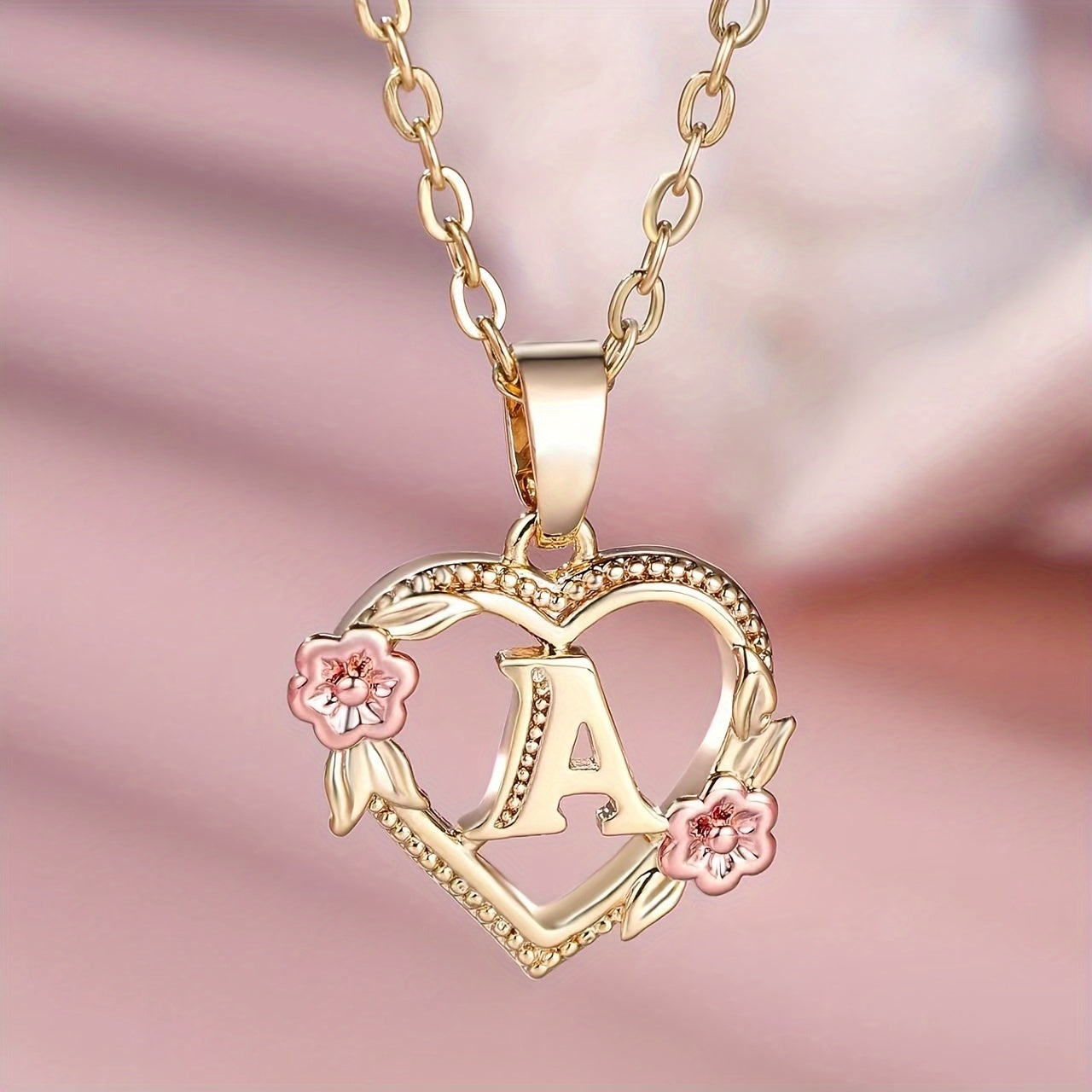 Exquisite Golden Initial Necklace Heart Carved 26 Letter A-Z And Flower Necklace For Women Daily Party Holiday Decoration Gift
