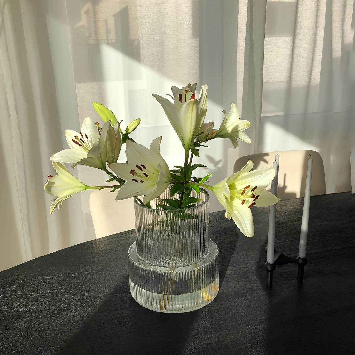 Modern Striped Glass Vase for Home & Restaurant Decor - Perfect for Spring/Summer Aesthetics, No Battery Needed