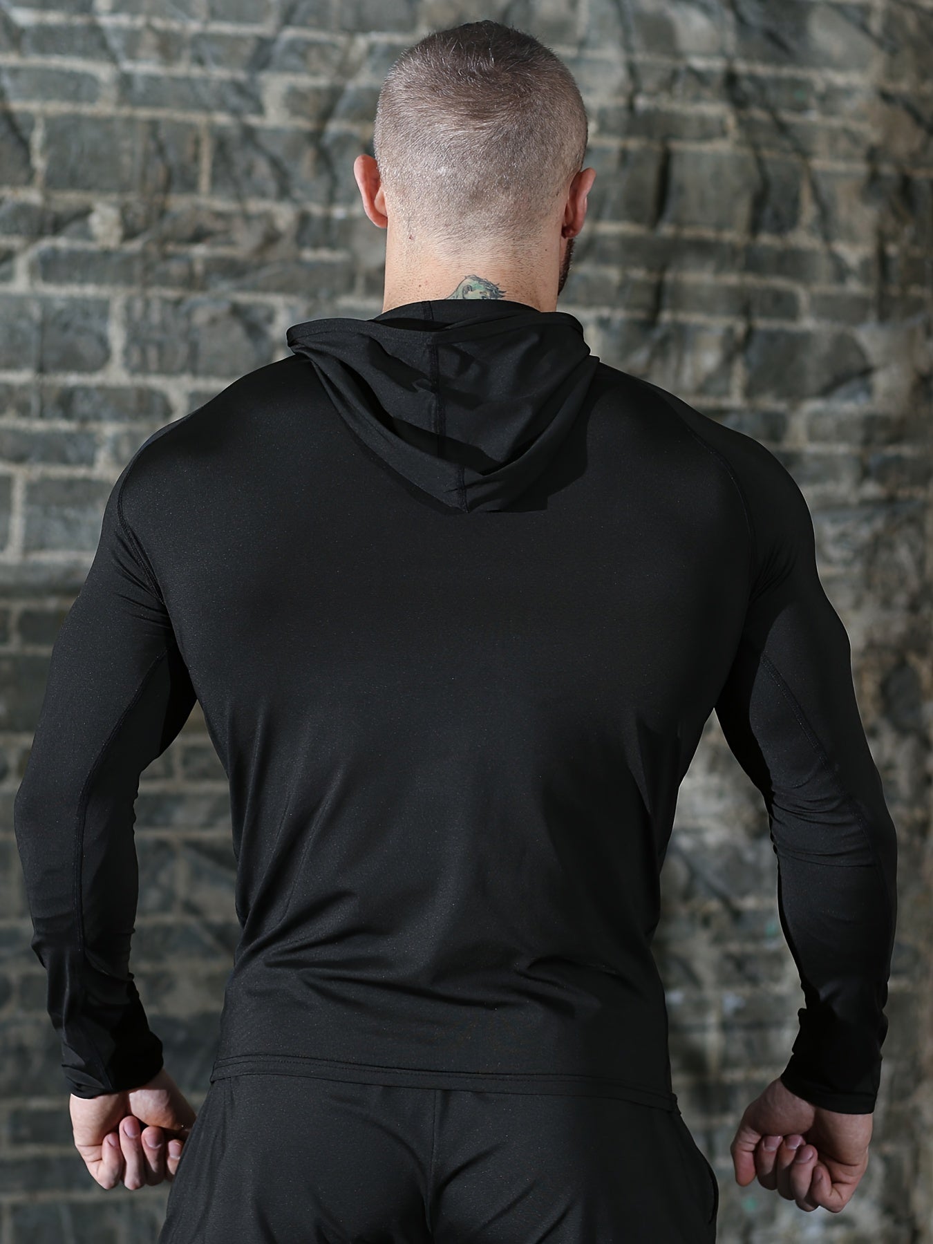 Men's 5-Piece Athletic Compression Gear Set – Quick-Dry, High-Stretch, & Durable for All-Season Training