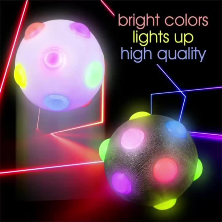 1pc Light Up Bouncy Ball Toy For Dogs, Glow Jumping Glow-in-the-Dark Bouncing Vibrating Bouncy Balls For Chasing And Playing Chewable Flashing Interactive Toys, Dogs' Favourite