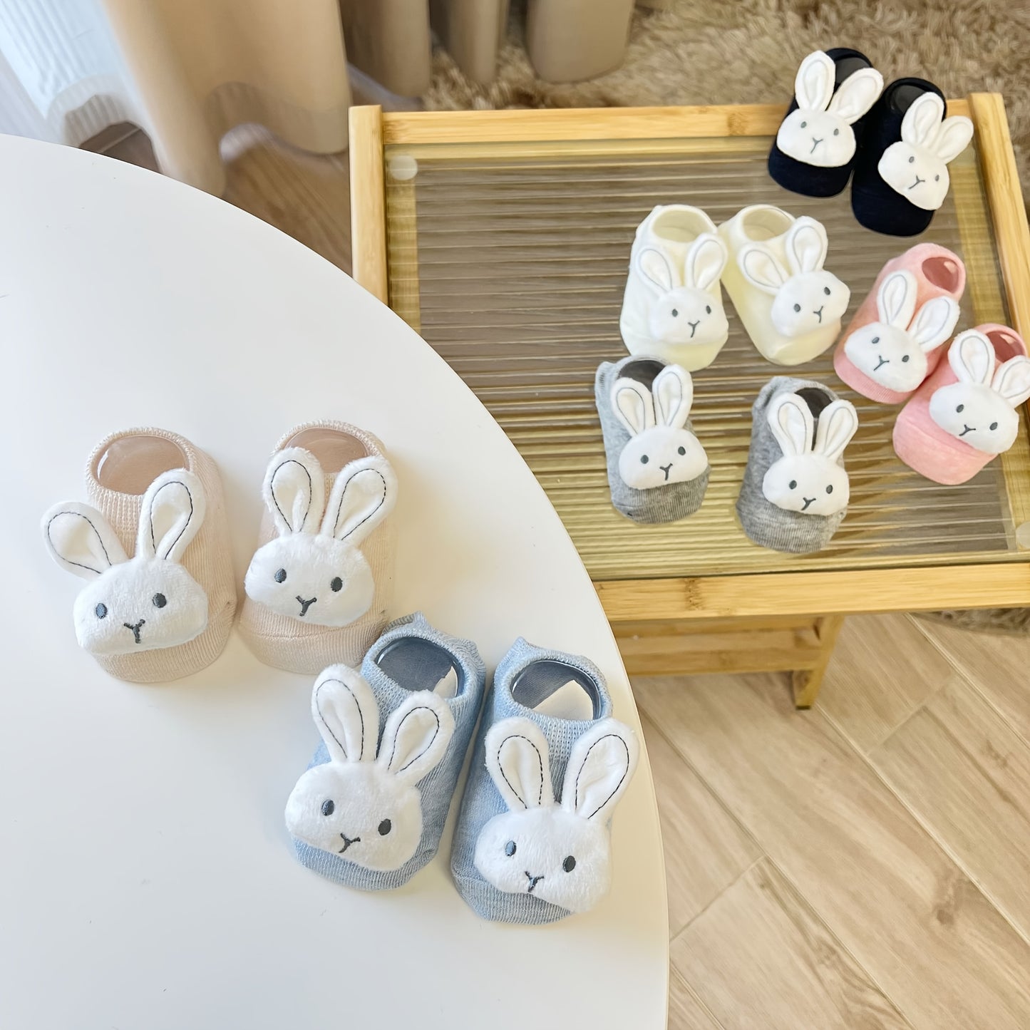 A Pair of Baby Socks for Newborns, Suitable for Infants Aged 0-1, Featuring Non-Slip Soles for Crawling And Walking
