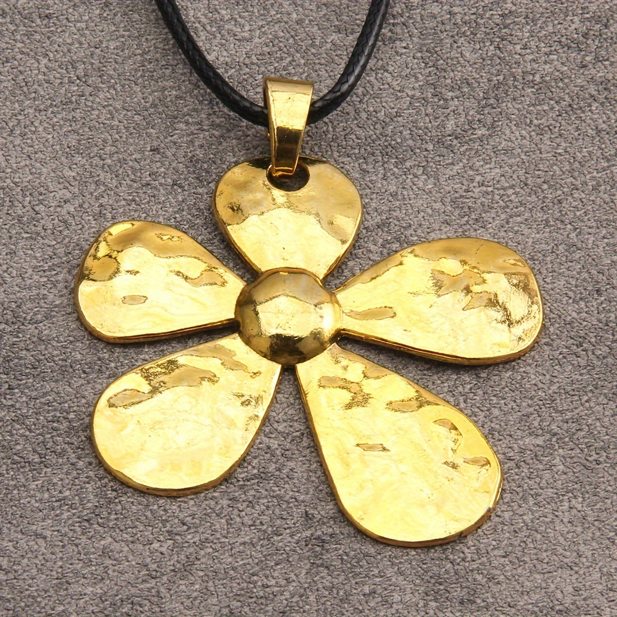 Stylish Large Flower Pendant Necklace Simple Style Neck Chain Jewelry Decoration Ramadan Festival Gift