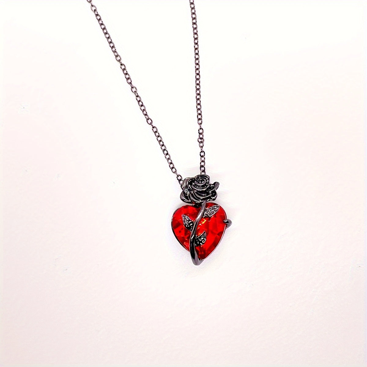 Elegant & Punk Style, Black Rose Shape With Red Heart Faux Diamond Pendant Necklace, Vintage & Delicate Twisted Flower Collarbone Chain, Valentine's Day Accessory
