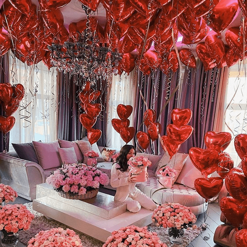 10 Pack 45.72 cm Red Heart-Shaped Foil Balloons - Metallic Glossy Valentine's Day Decorations for Parties, Romantic Events, Indoor & Outdoor Decor, Romantic Decorations | Metallic Finish | Reflective Surface