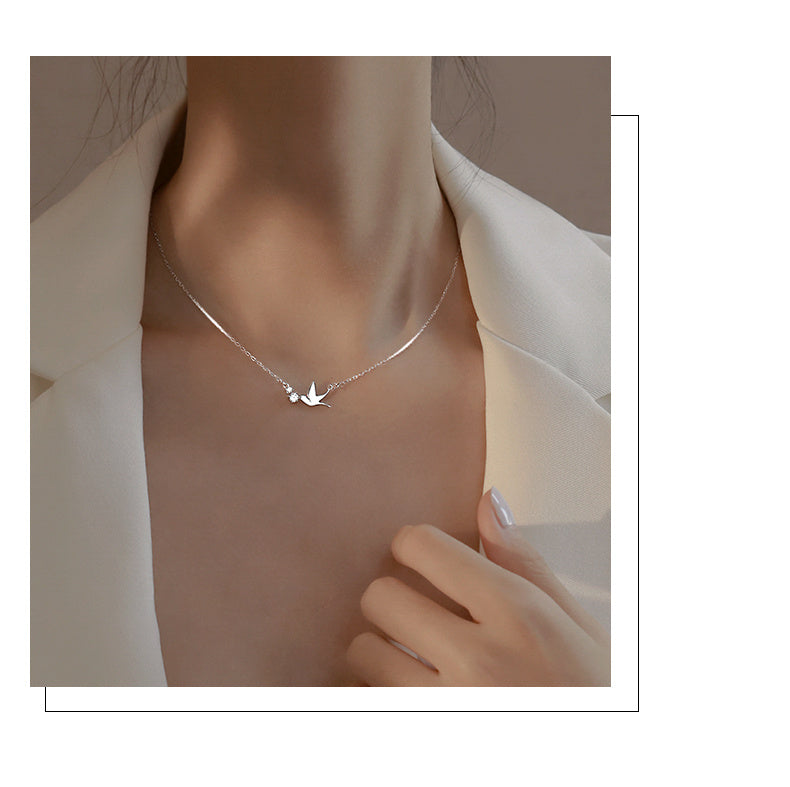Cute Swallow Shape Pendant Necklace Inlaid Shiny Rhinestones Elegant Neck Jewelry For Women