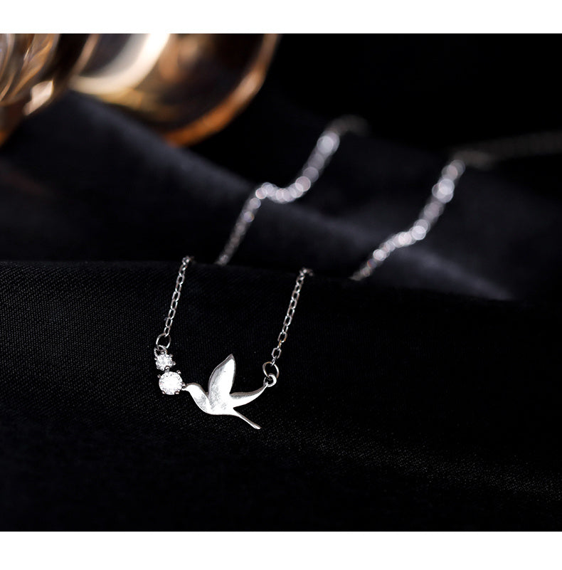 Cute Swallow Shape Pendant Necklace Inlaid Shiny Rhinestones Elegant Neck Jewelry For Women