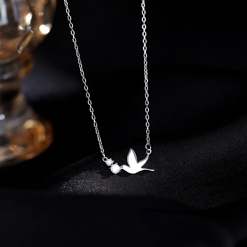 Cute Swallow Shape Pendant Necklace Inlaid Shiny Rhinestones Elegant Neck Jewelry For Women
