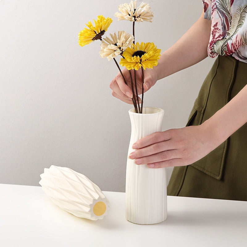 Minimalist Nordic-Style Plastic Vase - Durable, Rectangular Design for Living Room Decor