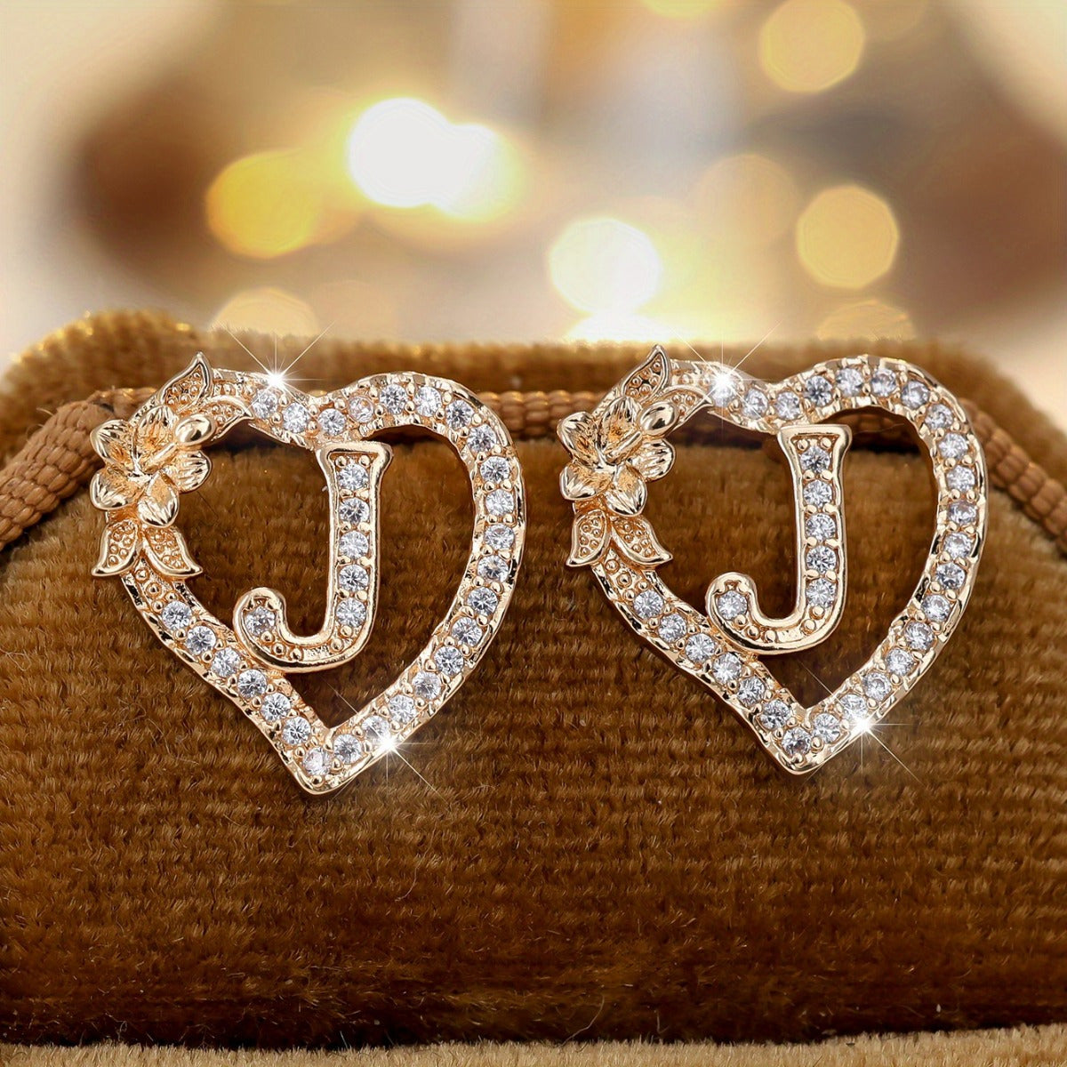 2pcs/Set Heart-Shaped Initial Letter Earrings, Fashionable Exquisite Uppercase Name Earrings with Delicate Flower-Shaped Design, April Birthstone Stud Earrings for Women, Suitable for Daily Wear and Gifts