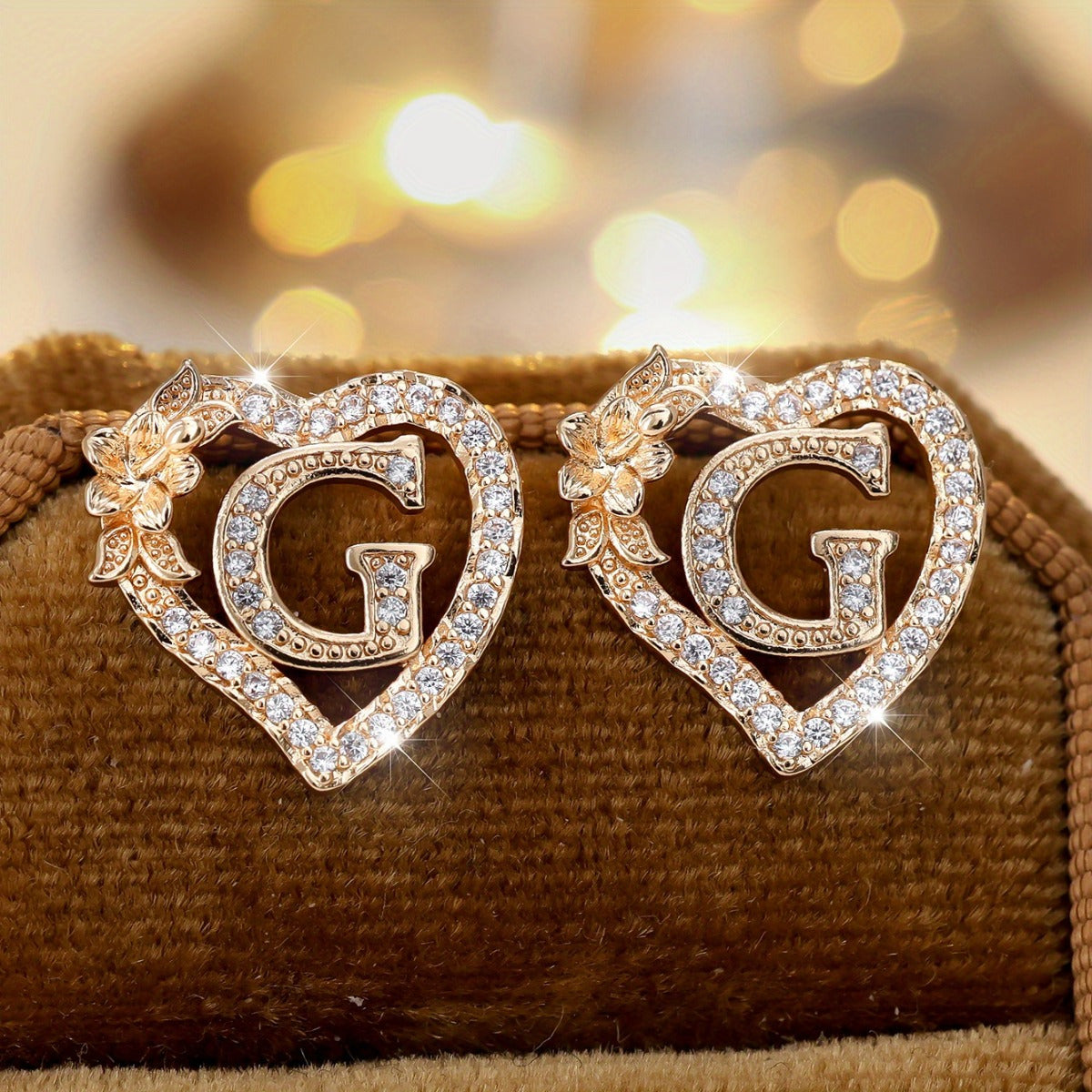 2pcs/Set Heart-Shaped Initial Letter Earrings, Fashionable Exquisite Uppercase Name Earrings with Delicate Flower-Shaped Design, April Birthstone Stud Earrings for Women, Suitable for Daily Wear and Gifts