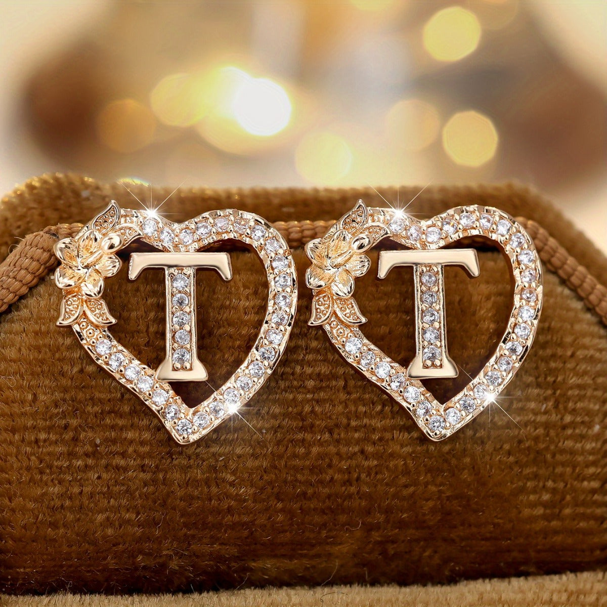 2pcs/Set Heart-Shaped Initial Letter Earrings, Fashionable Exquisite Uppercase Name Earrings with Delicate Flower-Shaped Design, April Birthstone Stud Earrings for Women, Suitable for Daily Wear and Gifts