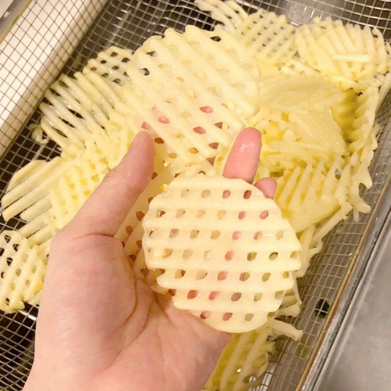 2-in-1 Potato & Vegetable Slicer - Manual Wave Cutter with Flower Design, Durable Plastic Kitchen Gadget for Perfect Ripples and Flowers