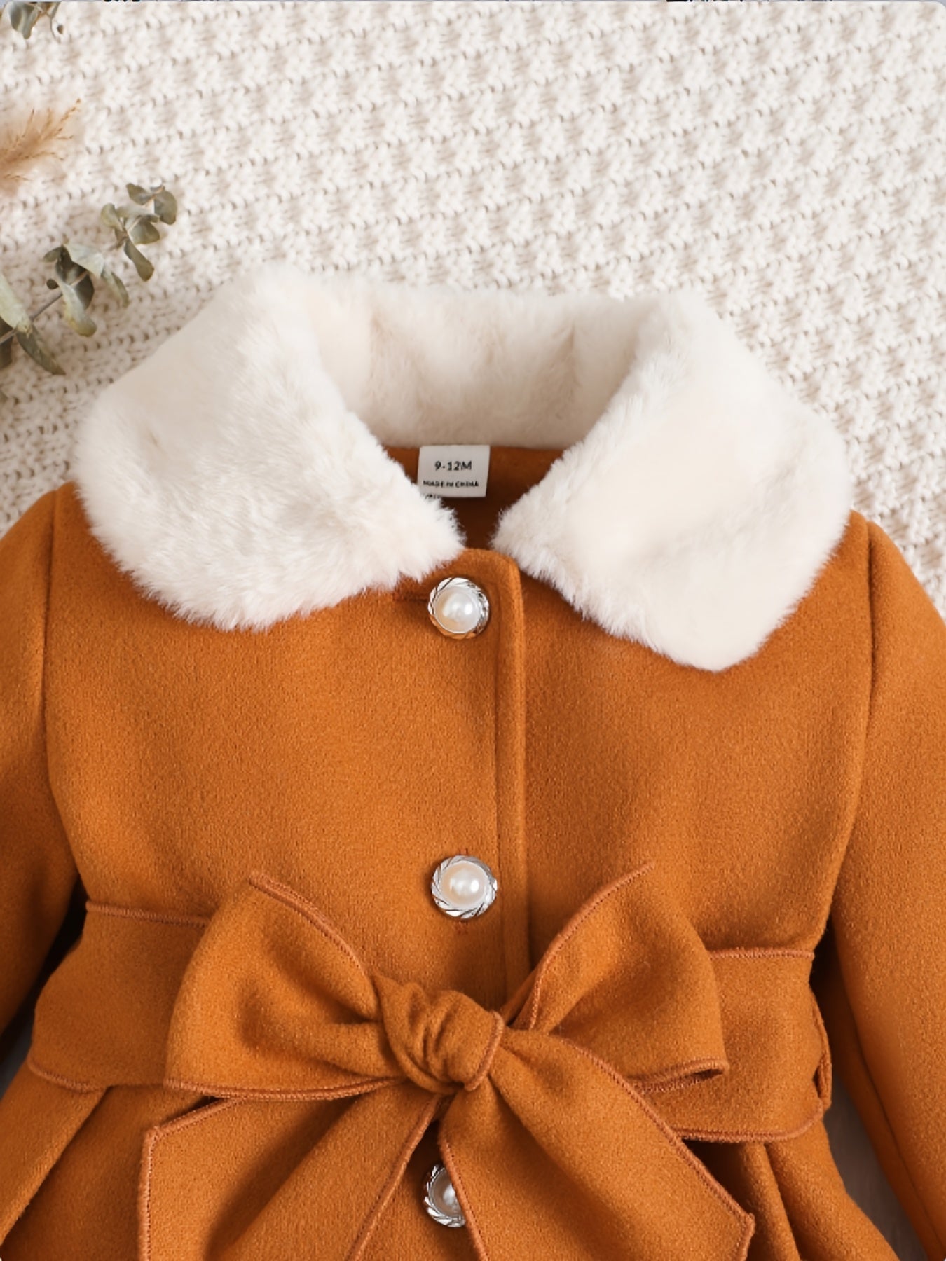 Fashionable And Versatile Coat for Baby Girls in Autumn And Winter, a Perfect Mother'S Day Gift. Adorable Plush Coat with a Bow And Collar, Designed for a Sweet Princess Look. Soft And Comfortable Outerwear to Keep Baby Warm
