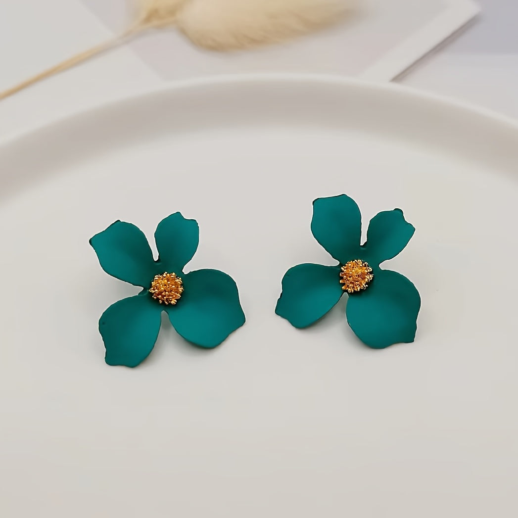 1 Pair of Exquisite Three Dimensional Four Petals Flower Stud Earrings - Fashion Bohemian Chic Design, Durable Zinc Alloy Construction, Luxurious 14K Gold Plating - Elegant Style for Special Occasions
