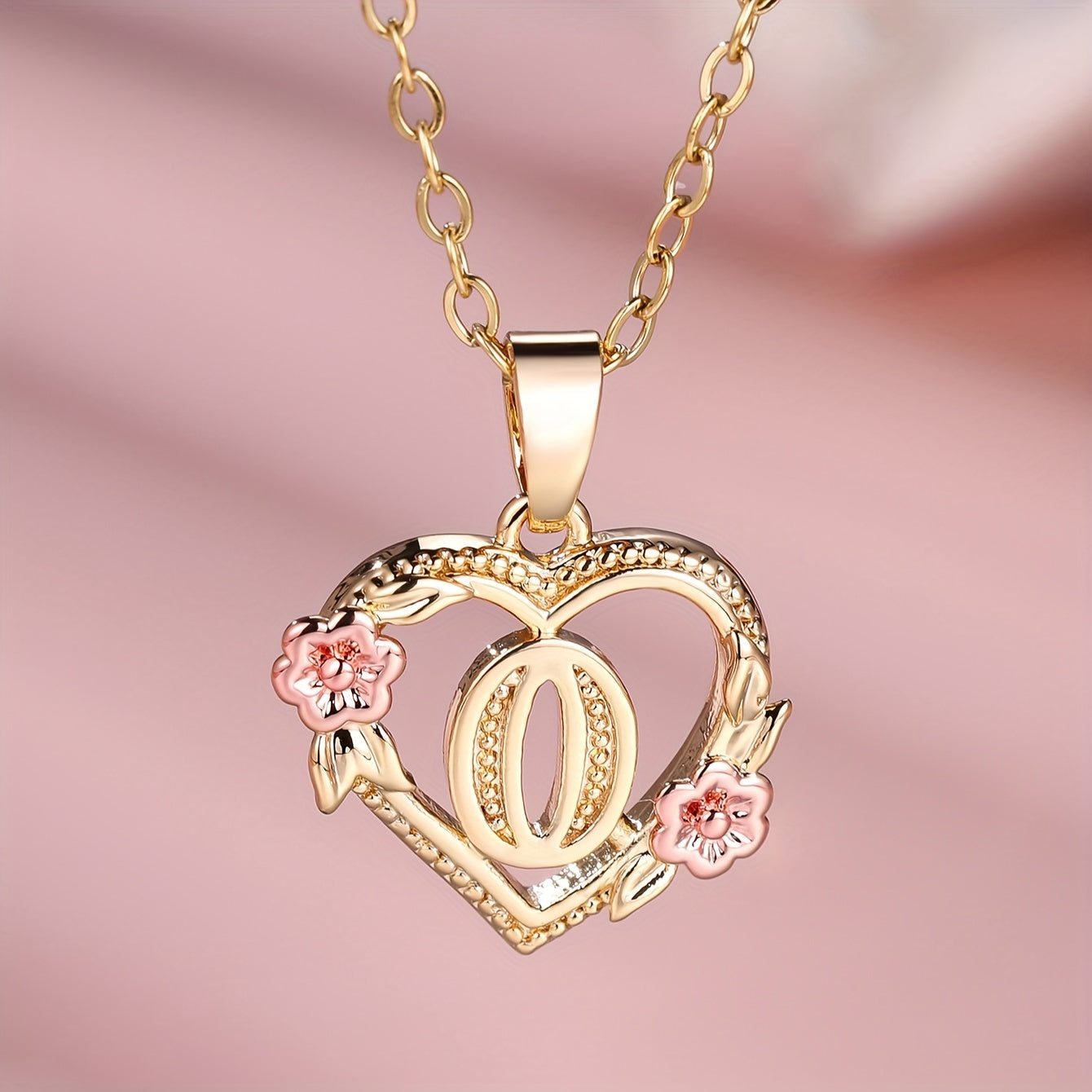 Exquisite Golden Initial Necklace Heart Carved 26 Letter A-Z And Flower Necklace For Women Daily Party Holiday Decoration Gift
