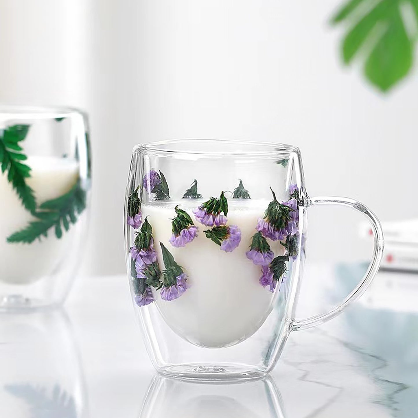 1pc Elegant Double-Walled Glass Coffee Mug with Dried Flower Detail - Thermal Insulated Drinkware for All Seasons - Ideal Birthday Present