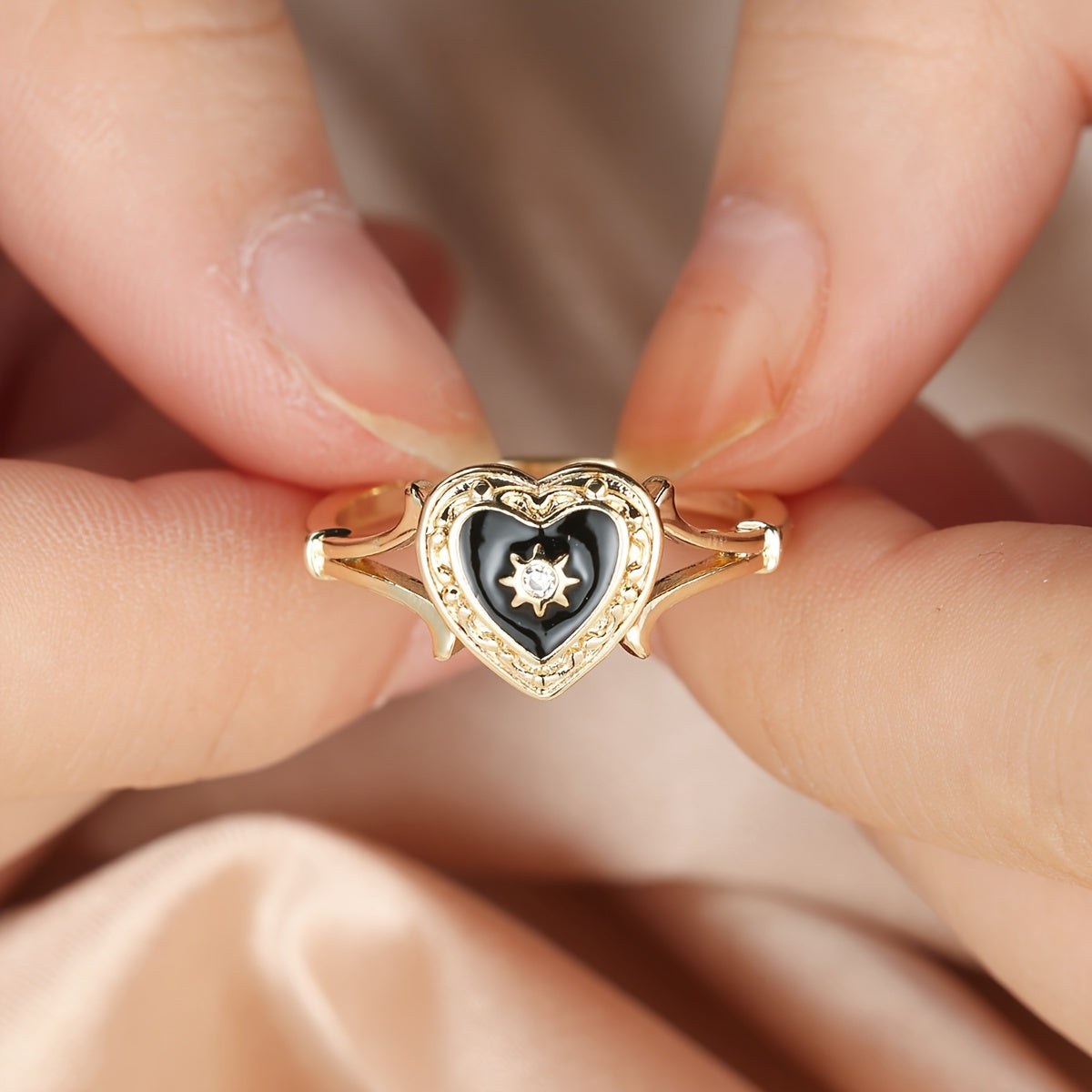 Bohemian Heart Golden Color Ring For Women Love Heart Black Enamel Ring Female Finger Statement Jewelry Valentine's Day Gift
