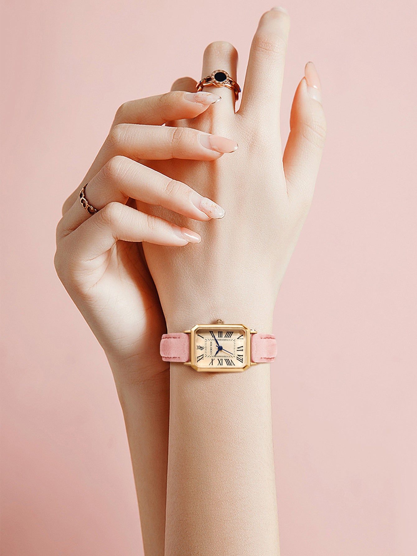 Ladies Square Roman Numeral Luxury Vintage Fashion Quartz Watch Fancy Women Watches Jewelry Sophisticated And Stylish Women Watch