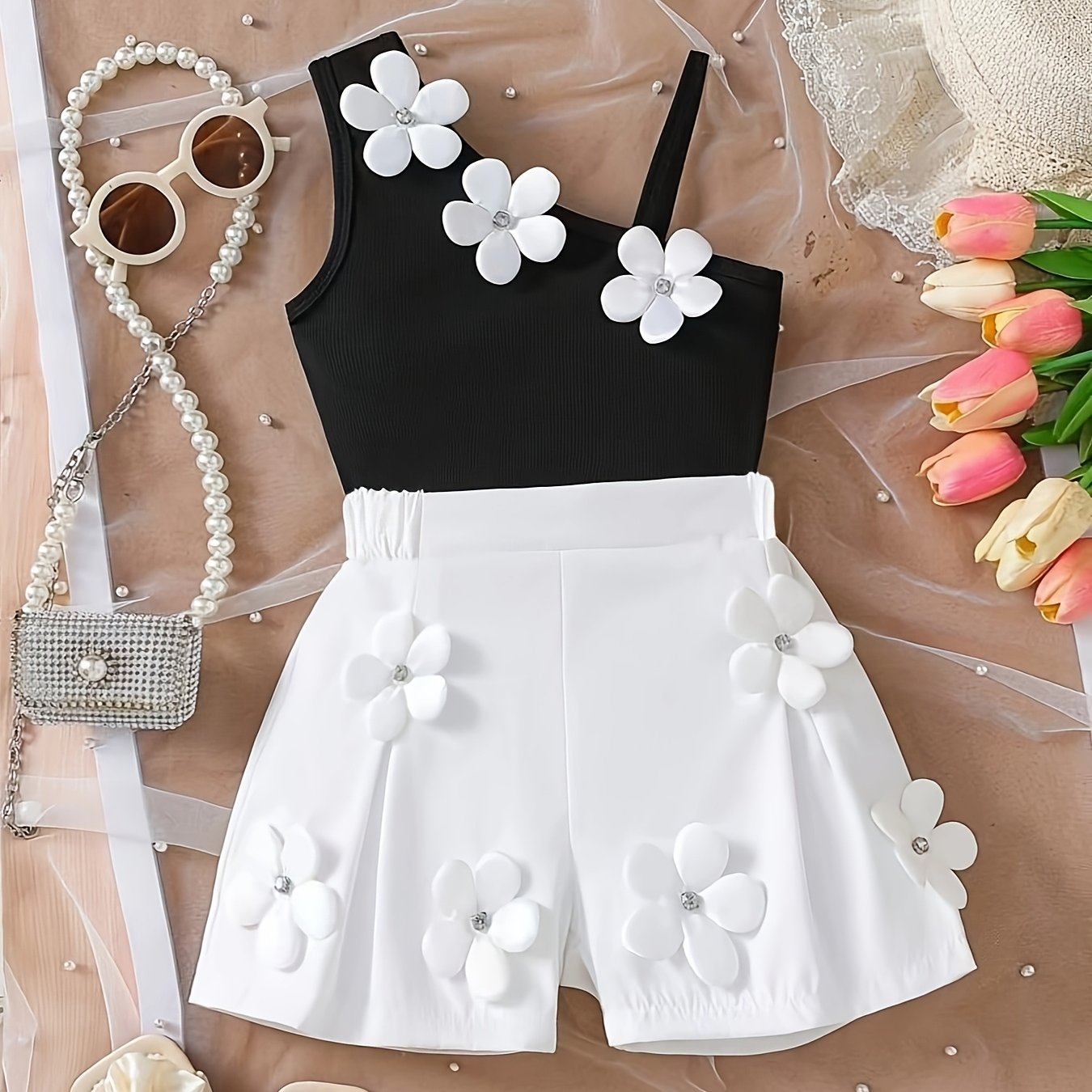 Girls' Fashionable 3D White Floral Off-Shoulder Top + 3D Flower Decorated Shorts Set, Perfect for Outdoor
