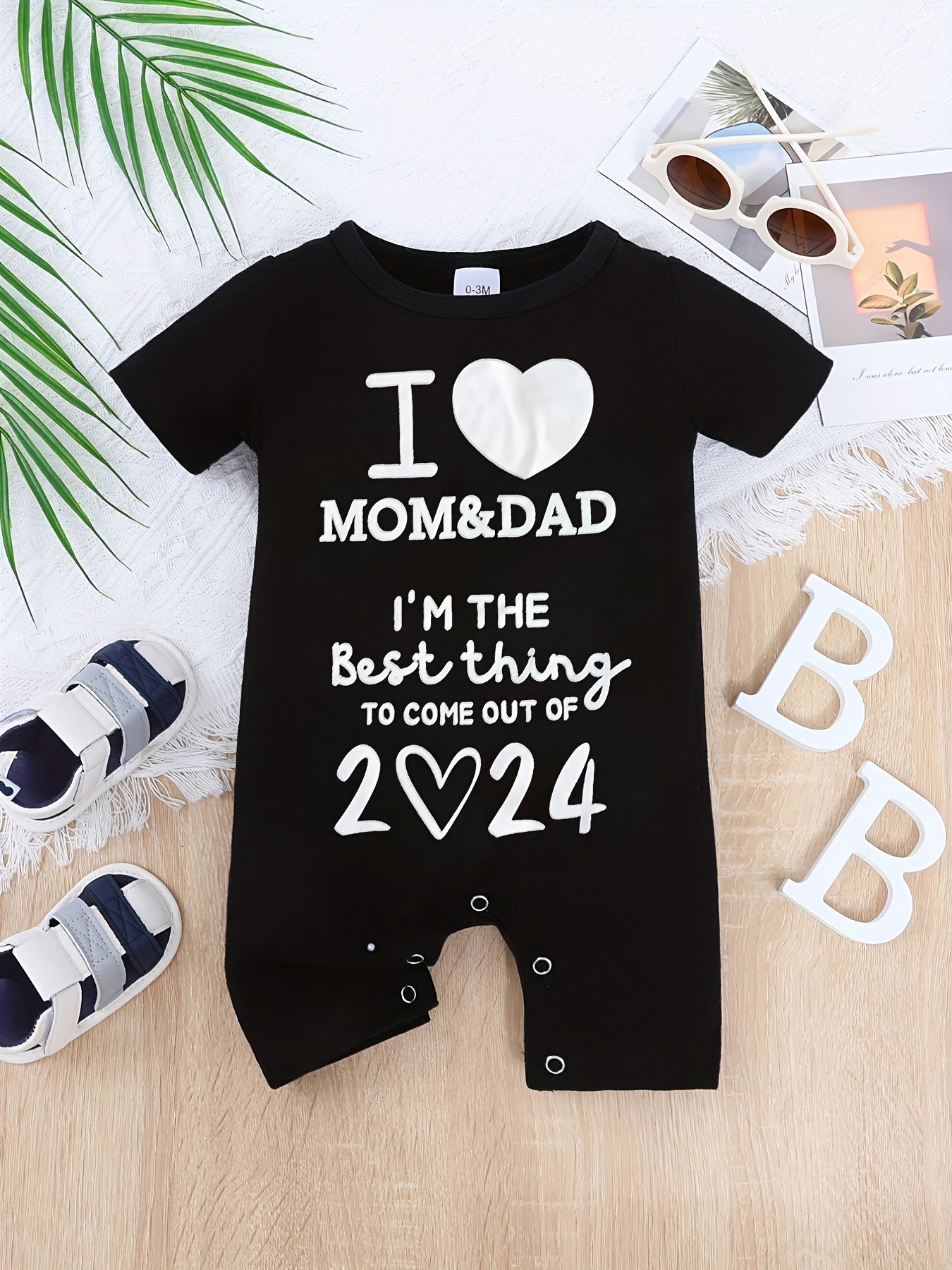 Baby Boys And Girls Casual "I Love My Mom & Dad" Printed Short Sleeve Romper, Cute Comfy Outdoor Jumpsuit Clothes