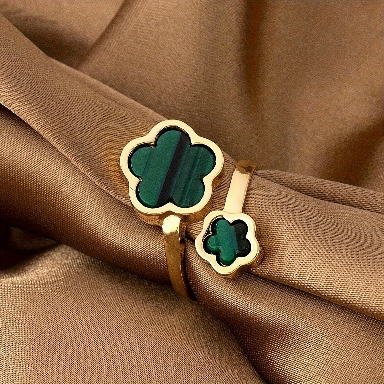 Elegant Clover Flower Open Adjustable Ring Classic Daily Wear Finger Ring Holiday Gift