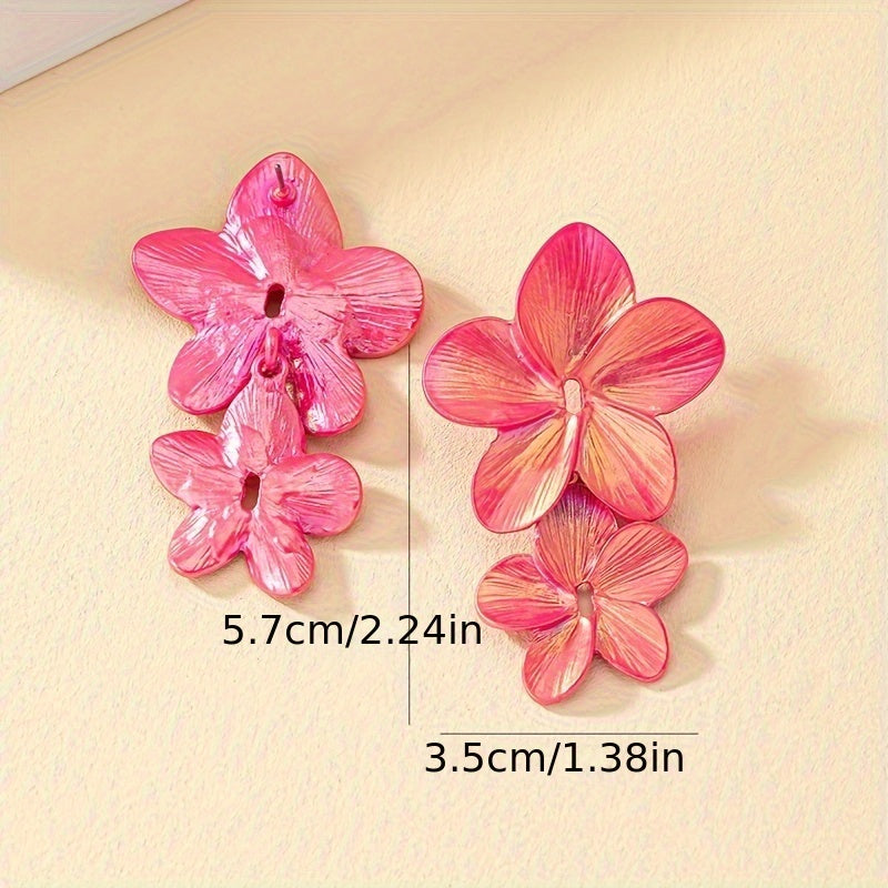 A Pair of Vintage-Inspired Luxury Metal Flower Earrings with a Unique And Exaggerated Design, Offering a High-End Feel.