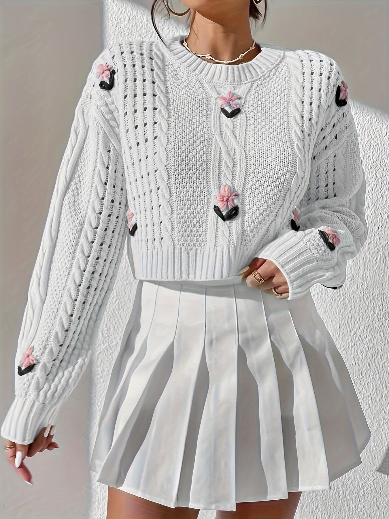 Zhonggong Hand-embroidered Retro Elegant Sweater Set With Flower Pattern