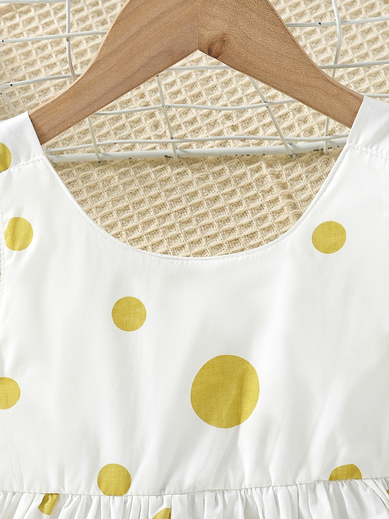 Girls' White Spaghetti Strap Dress with Red Polka Dots And Bow Decoration, a Cute Summer Outfit