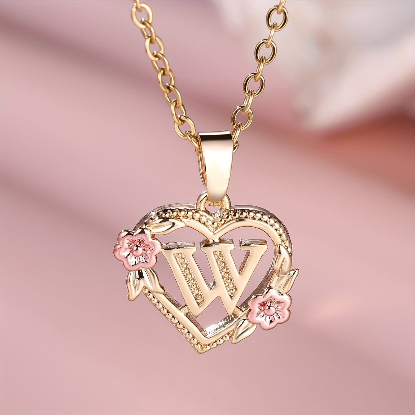 Exquisite Golden Initial Necklace Heart Carved 26 Letter A-Z And Flower Necklace For Women Daily Party Holiday Decoration Gift