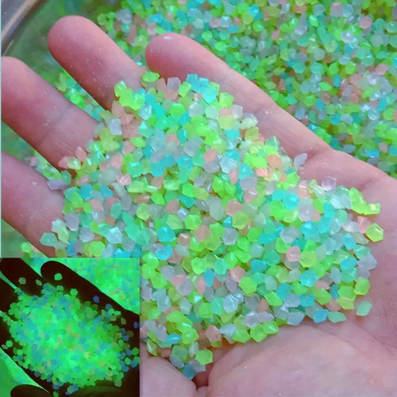 1000pcs/bag Garden Gardening Aquarium Viewing Fluorescent Small Gravel Broken Vase Hourglass Luminous Sand Fluorescent Particles, 25g