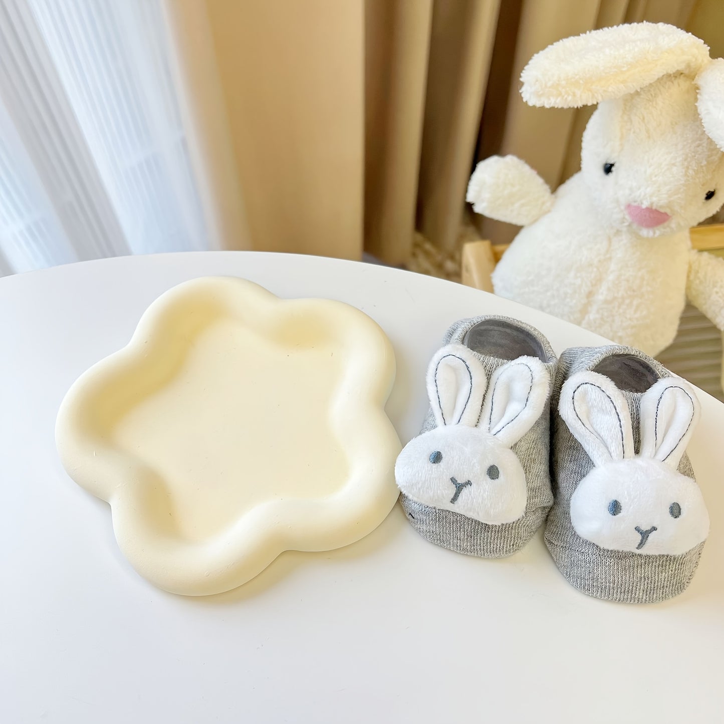 A Pair of Baby Socks for Newborns, Suitable for Infants Aged 0-1, Featuring Non-Slip Soles for Crawling And Walking