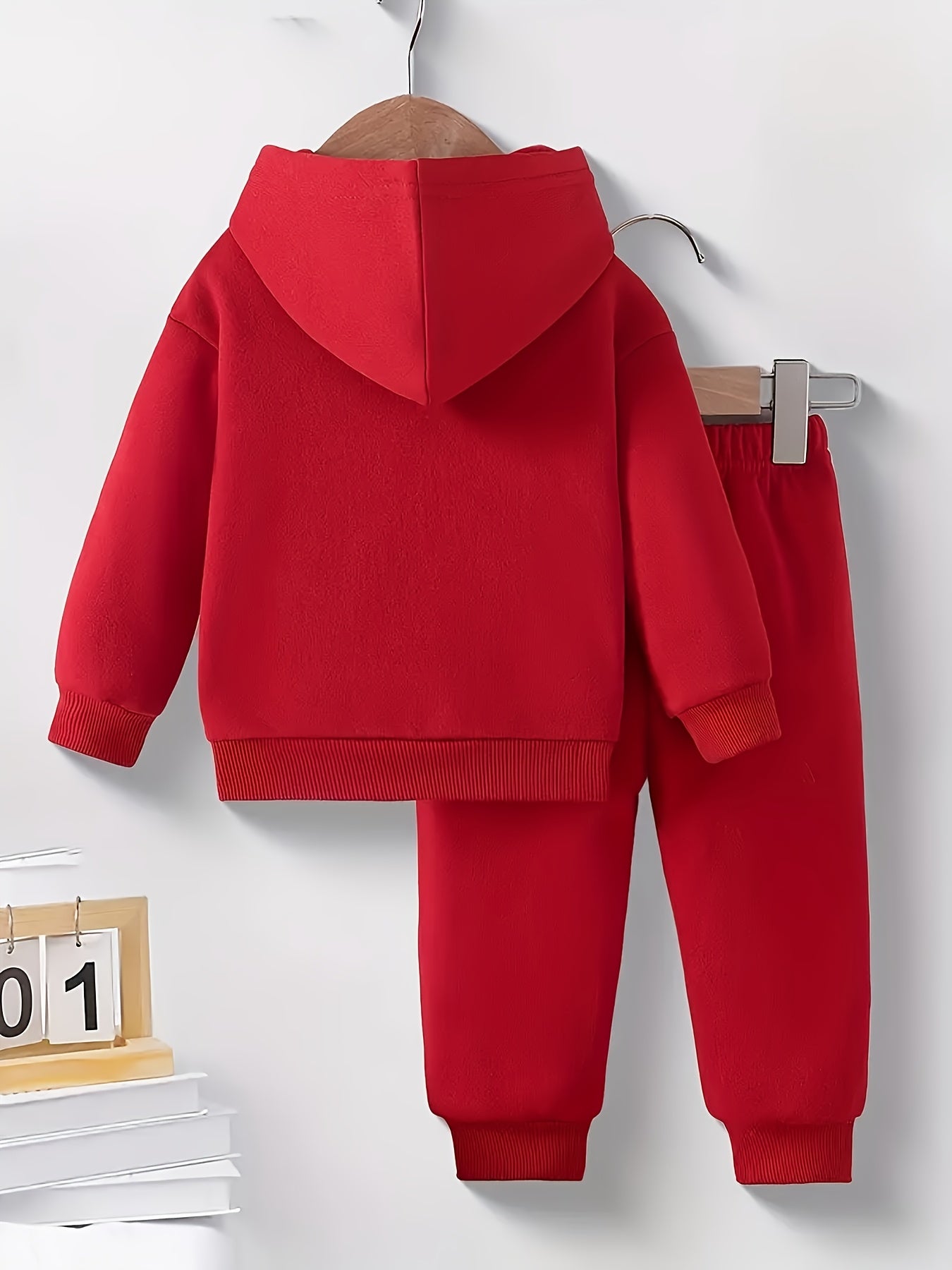 Baby Girl Love Love Flower Pattern Hoodie+Casual Pants Two Piece Set Spring and Autumn Sportswear, Perfect for Outdoor
