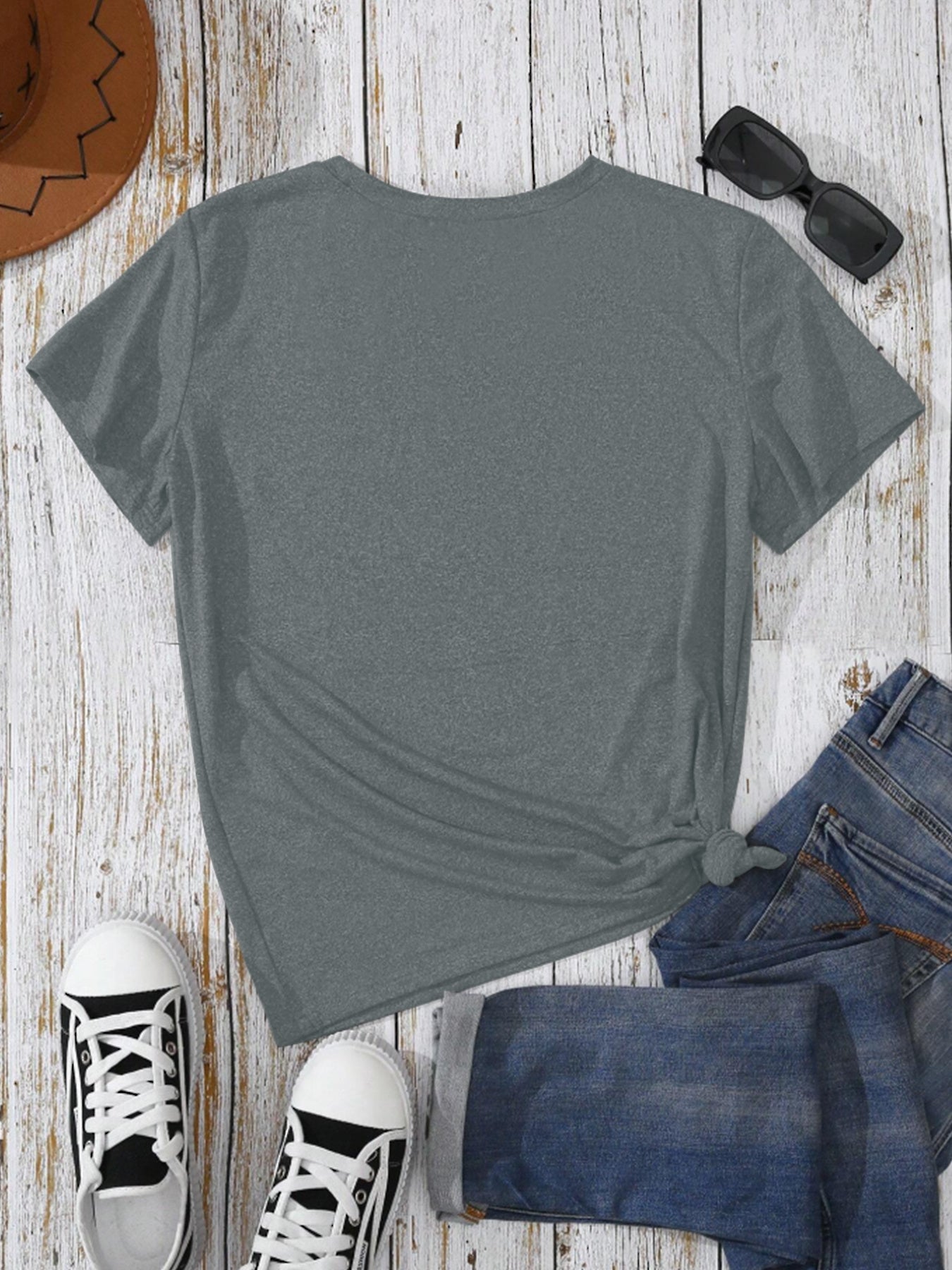 Women's Fashion T-shirt, "Apparently I Have An Attitude Who Knew" Highland Cow Pattern Casual Short Sleeve Top
