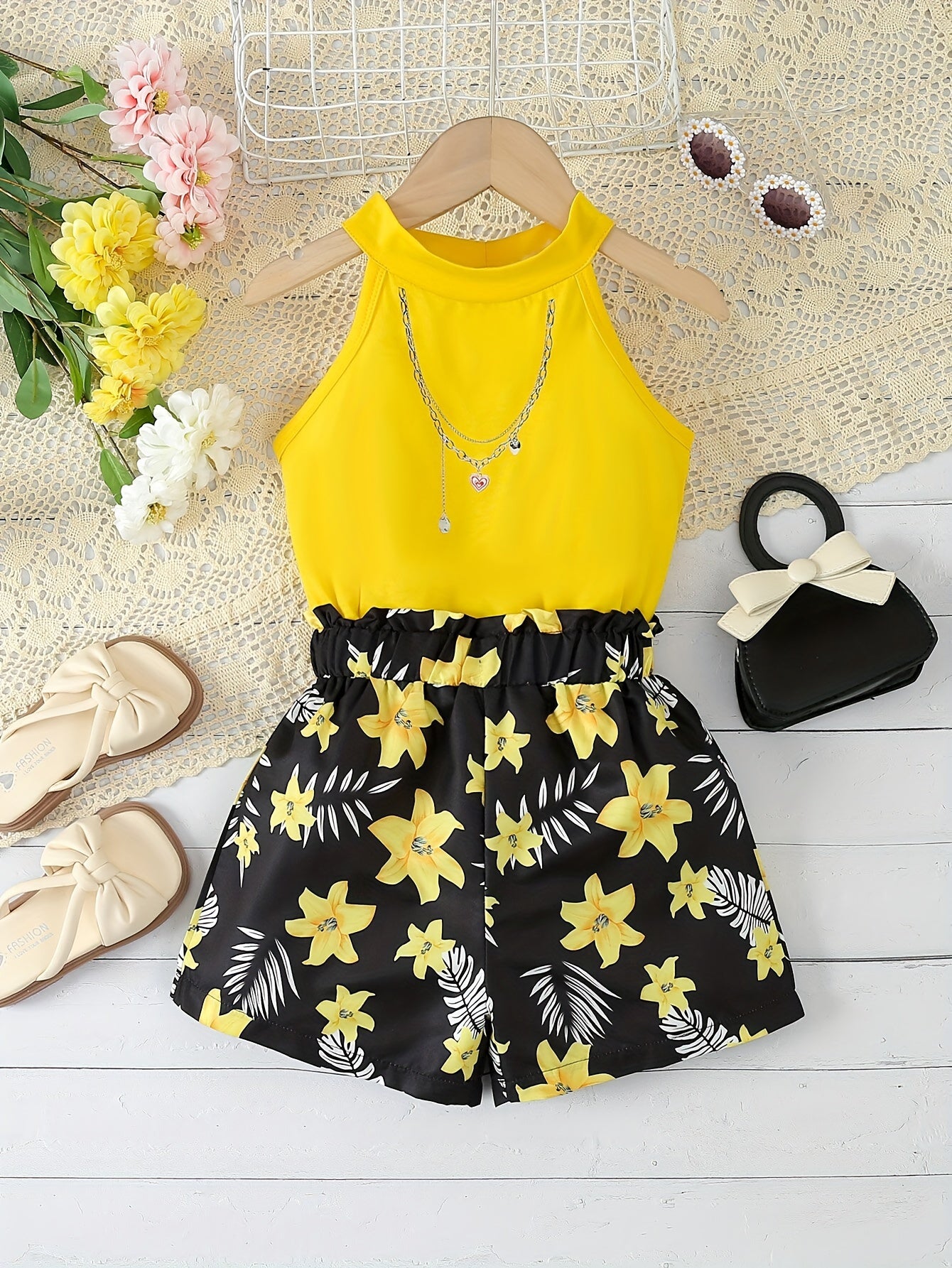 Sweet Girls 2pcs Flower Print Halter Neck Sleeveless Top + Shorts Set Summer Outdoor Clothes Gift