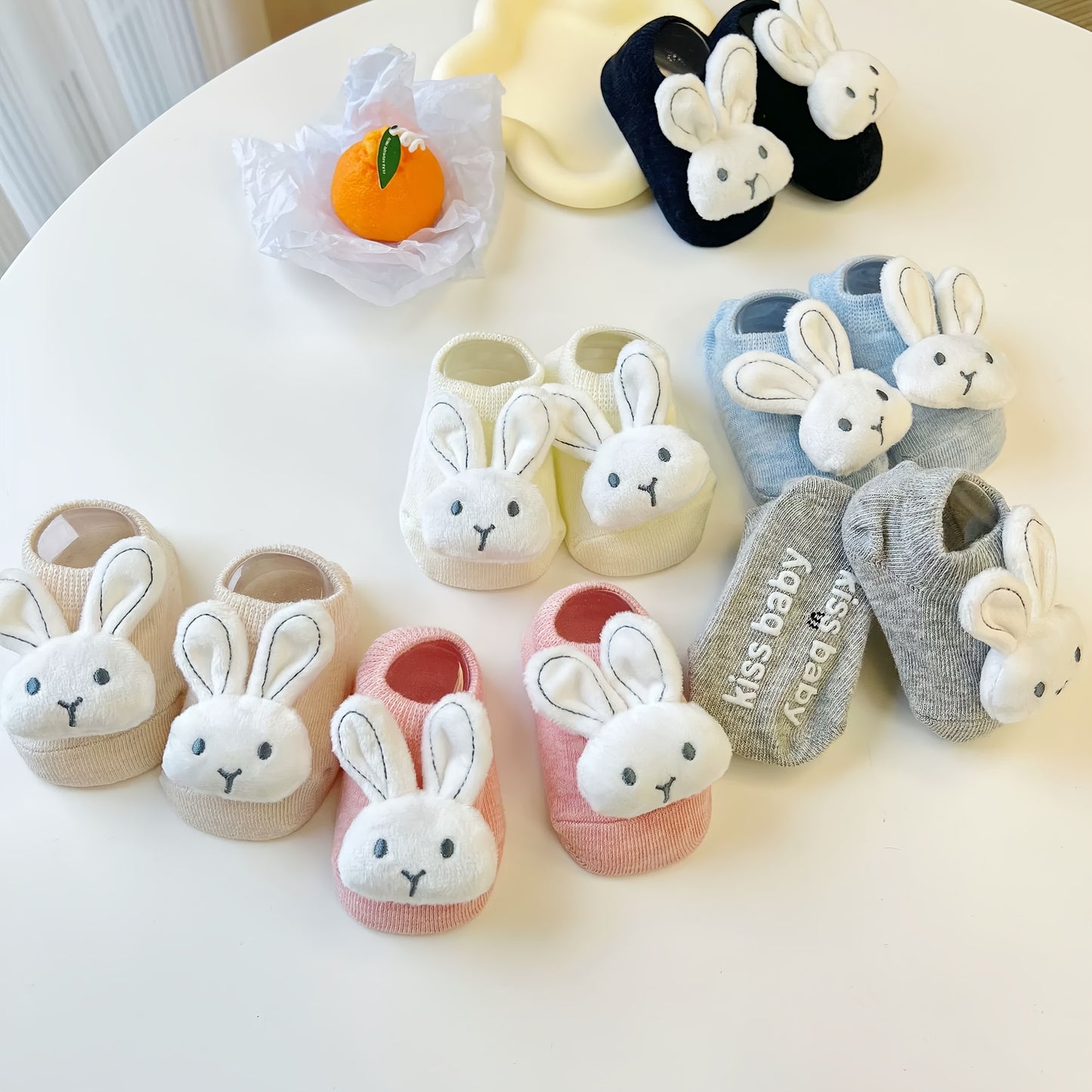A Pair of Baby Socks for Newborns, Suitable for Infants Aged 0-1, Featuring Non-Slip Soles for Crawling And Walking