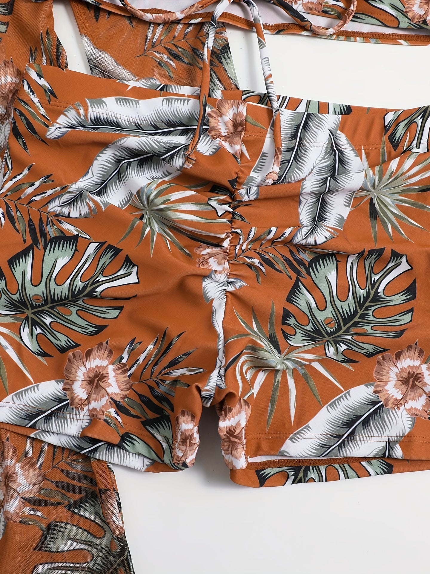 Three-piece swimsuit with flat-leg bikini for women, new style with split top and bow, fashionable beach and swimming outfit