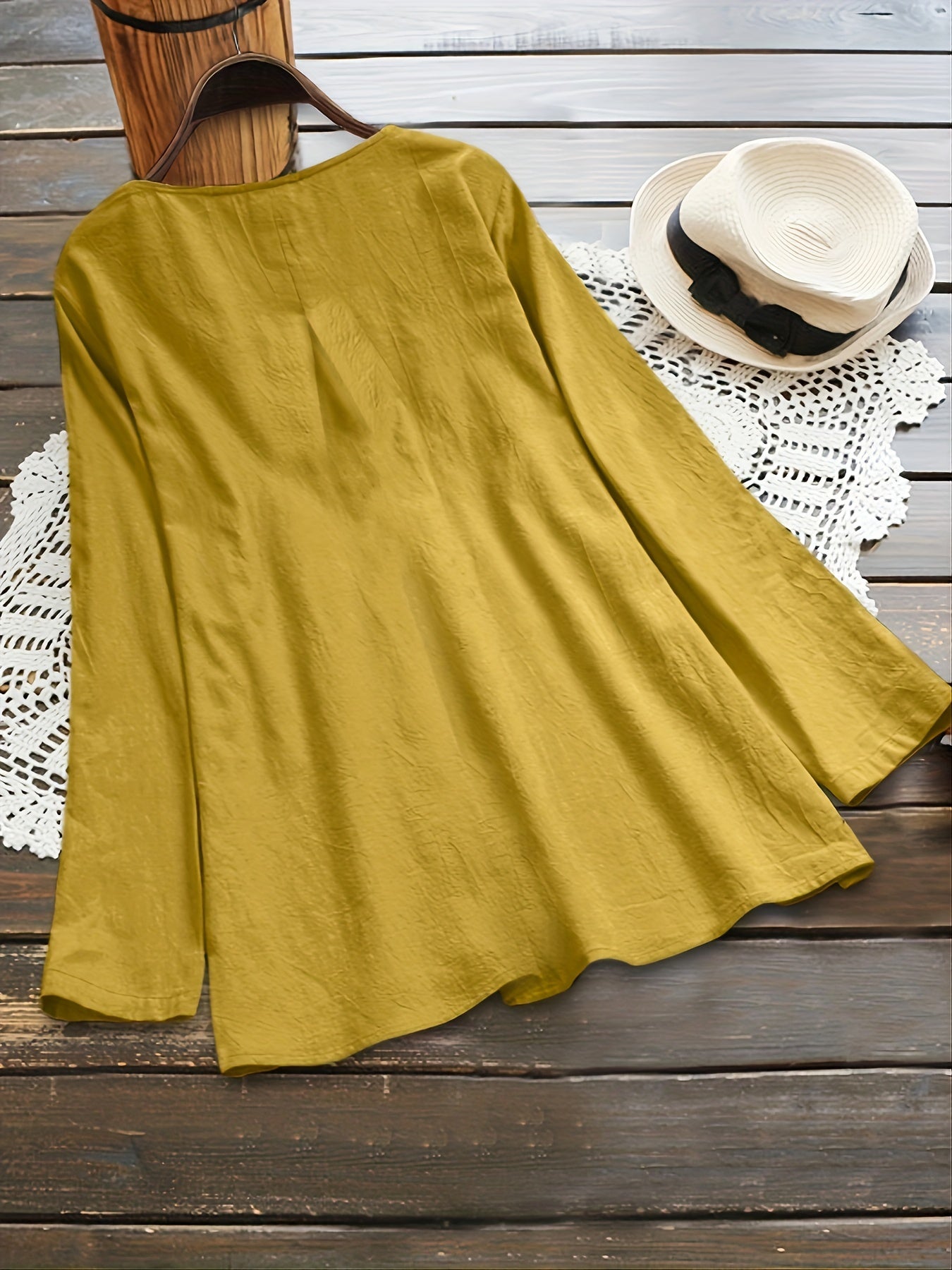 Plus Size - Plus Size Women'S Long Sleeve Loose Fit Round Neck Blouse - Light Green Pleated Casual Shirt with Button Details, Non-Stretch Fabric, Perfect for Spring/Fall, Ladies Blouses