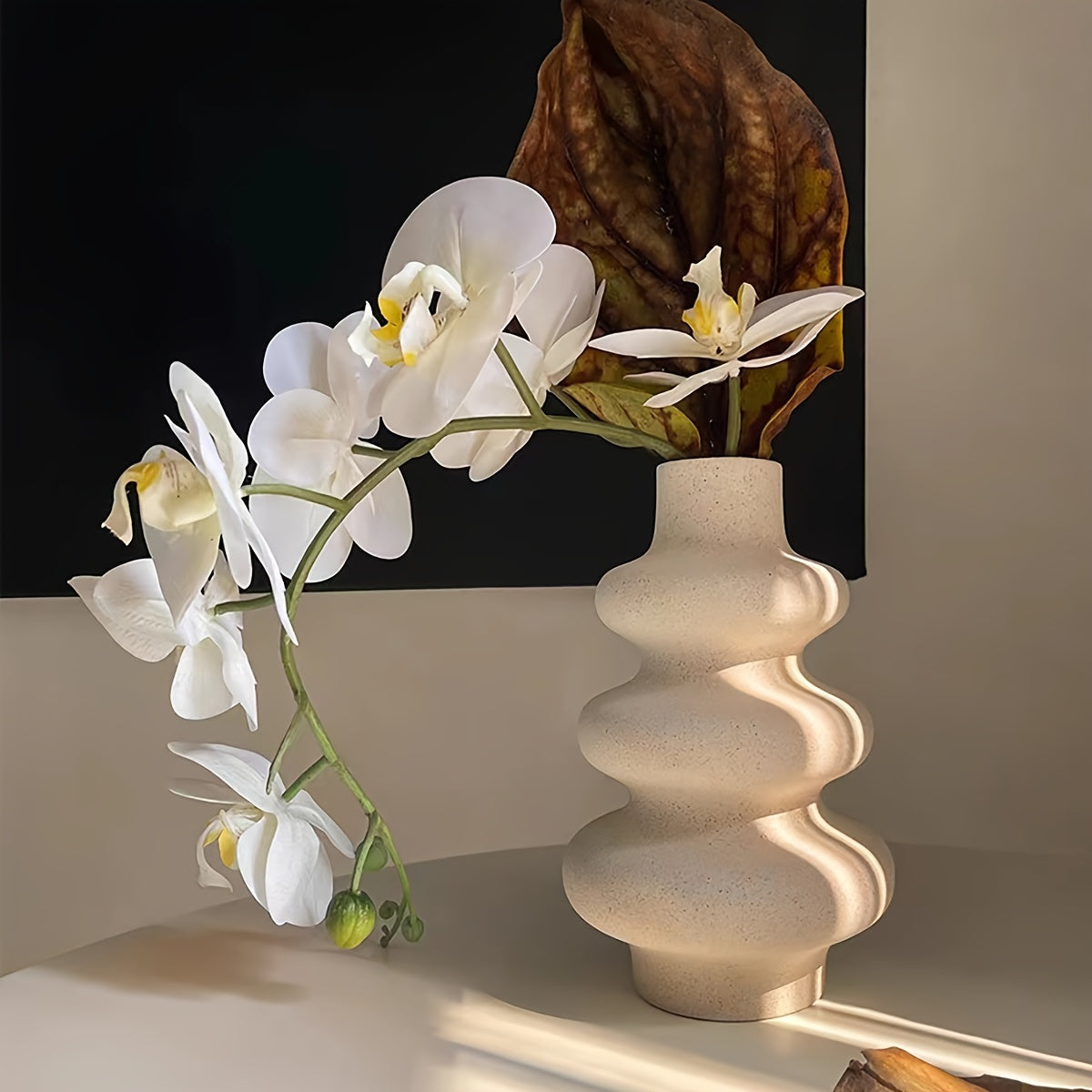 Boho-Elegant Spiral Ceramic Vase: Perfect for Home & Wedding Decor, Ideal for Special Occasions - A Thoughtful Gift