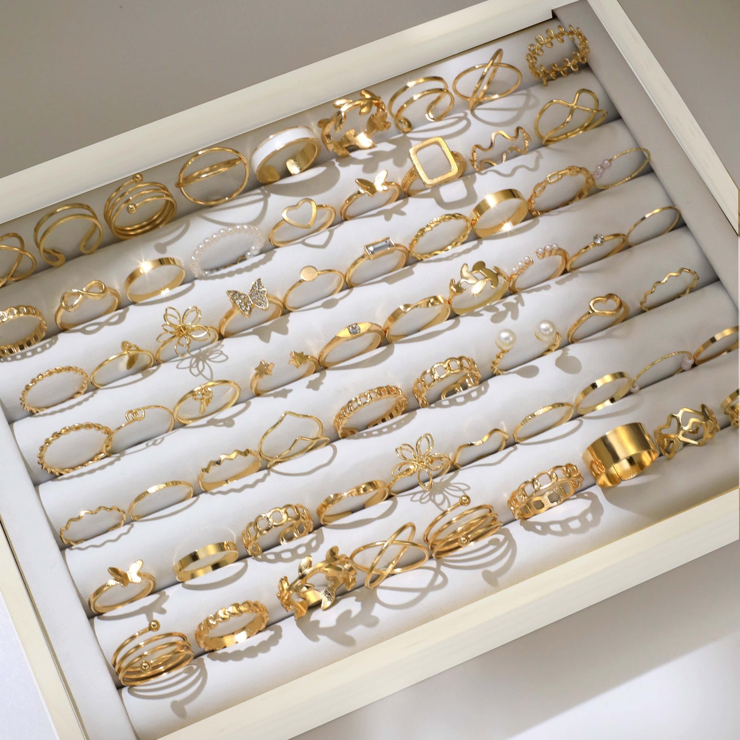 66 Pcs Fashionable Minimalist Flower And Butterfly Stackable Rings, ladies Everyday, Commuting, Party Wear Stylish Jewelry Assortment, Retro & Elegant Style (Box Not Included)