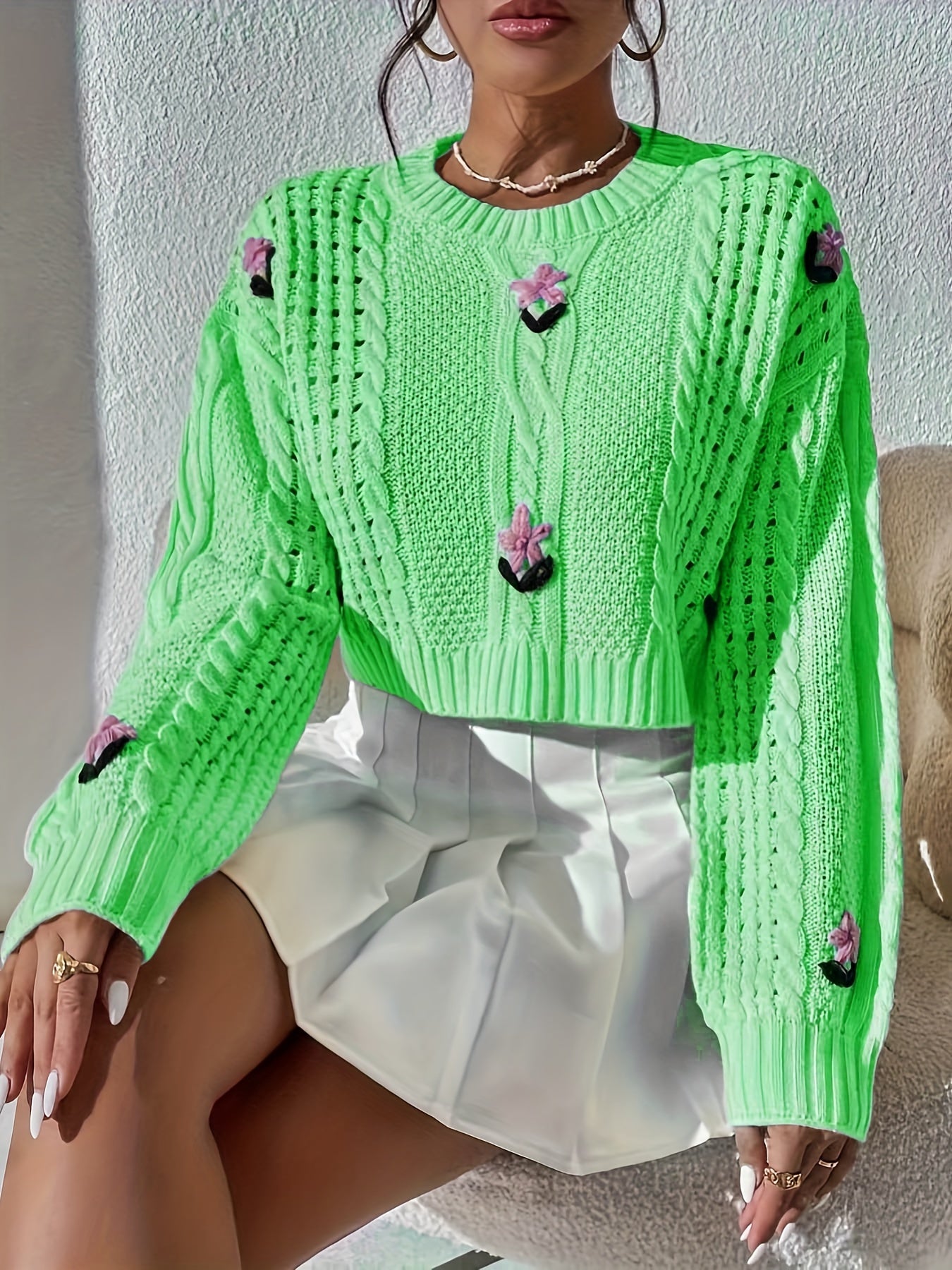 Zhonggong Hand-embroidered Retro Elegant Sweater Set With Flower Pattern