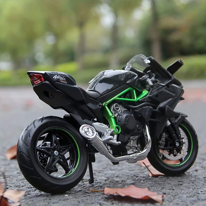 Kawasaki H2 R Ninja 1:18 Scale Die-Cast Motorcycle Model - Collectible Toy for Hobbyists, Black for winter